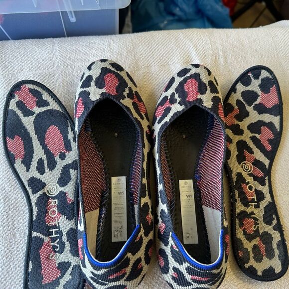 ROTHY’S | Red Cat Animal Print Flats Size 9 - Picture 9 of 11